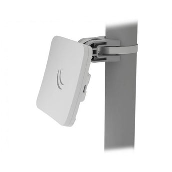 MikroTik quickMOUNT-X: Pole mount bracket providing an additional axis for precise alignment of SXTsq wireless devices.
