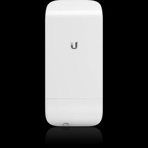 Ubiquiti NanoStation M2 Loco: Compact 2GHz 8dBi radio for wireless point-to-point, includes PoE injector. White casing.